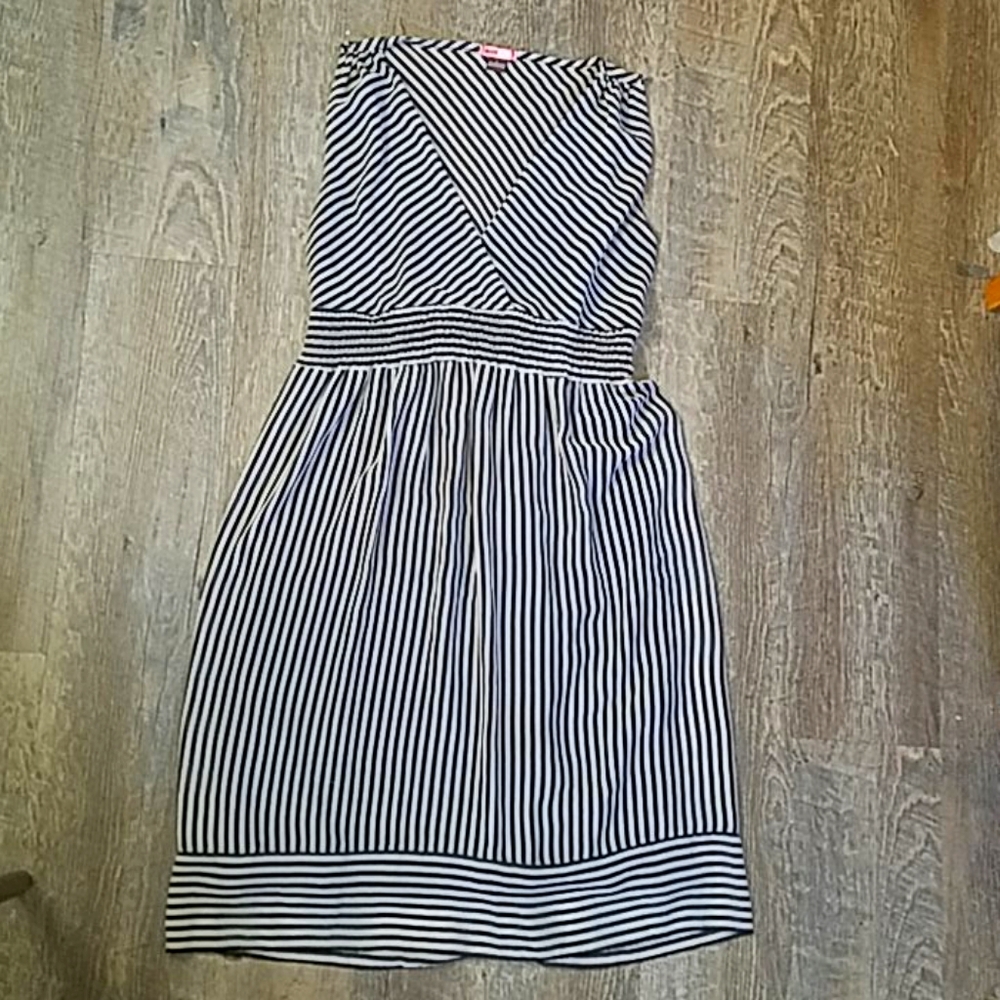 B&W stripped tea length dress